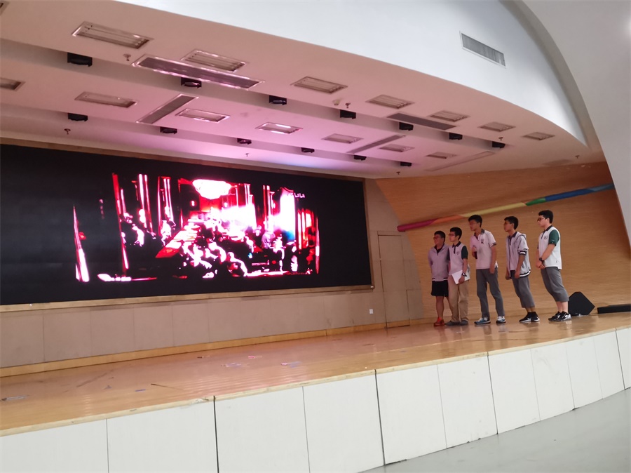 25配音大赛精彩现场2.jpg