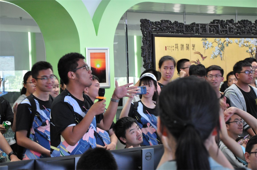 5-1学生提问.JPG