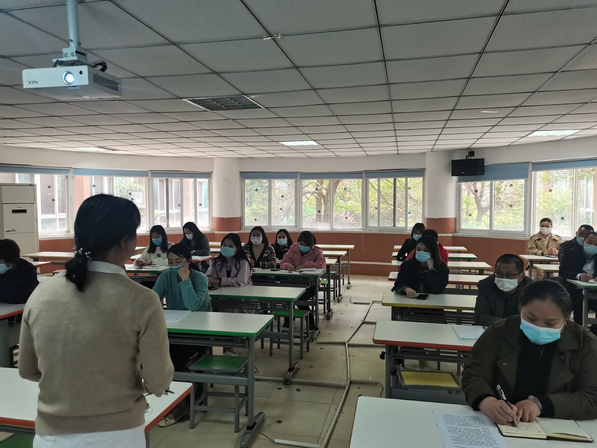 图四.jpg