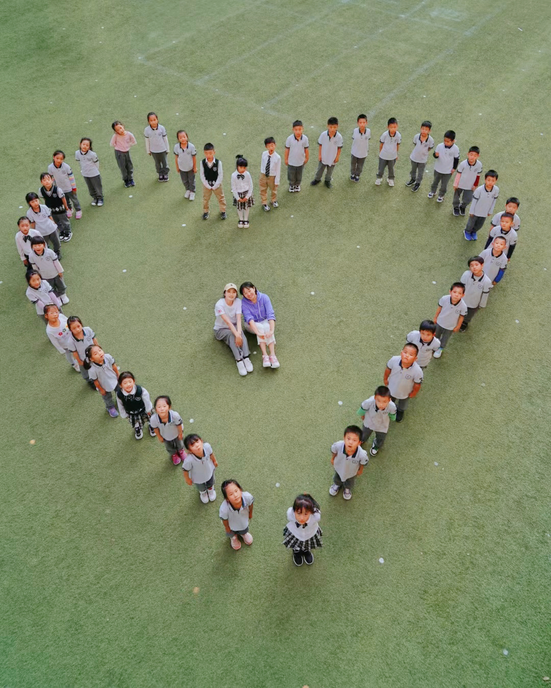 图片2：班集体合照.jpg