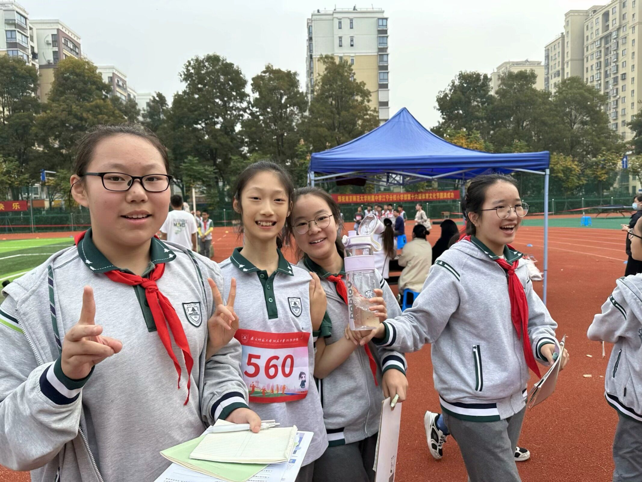 b540dac651cd269e4439ff02cb640cb9.png