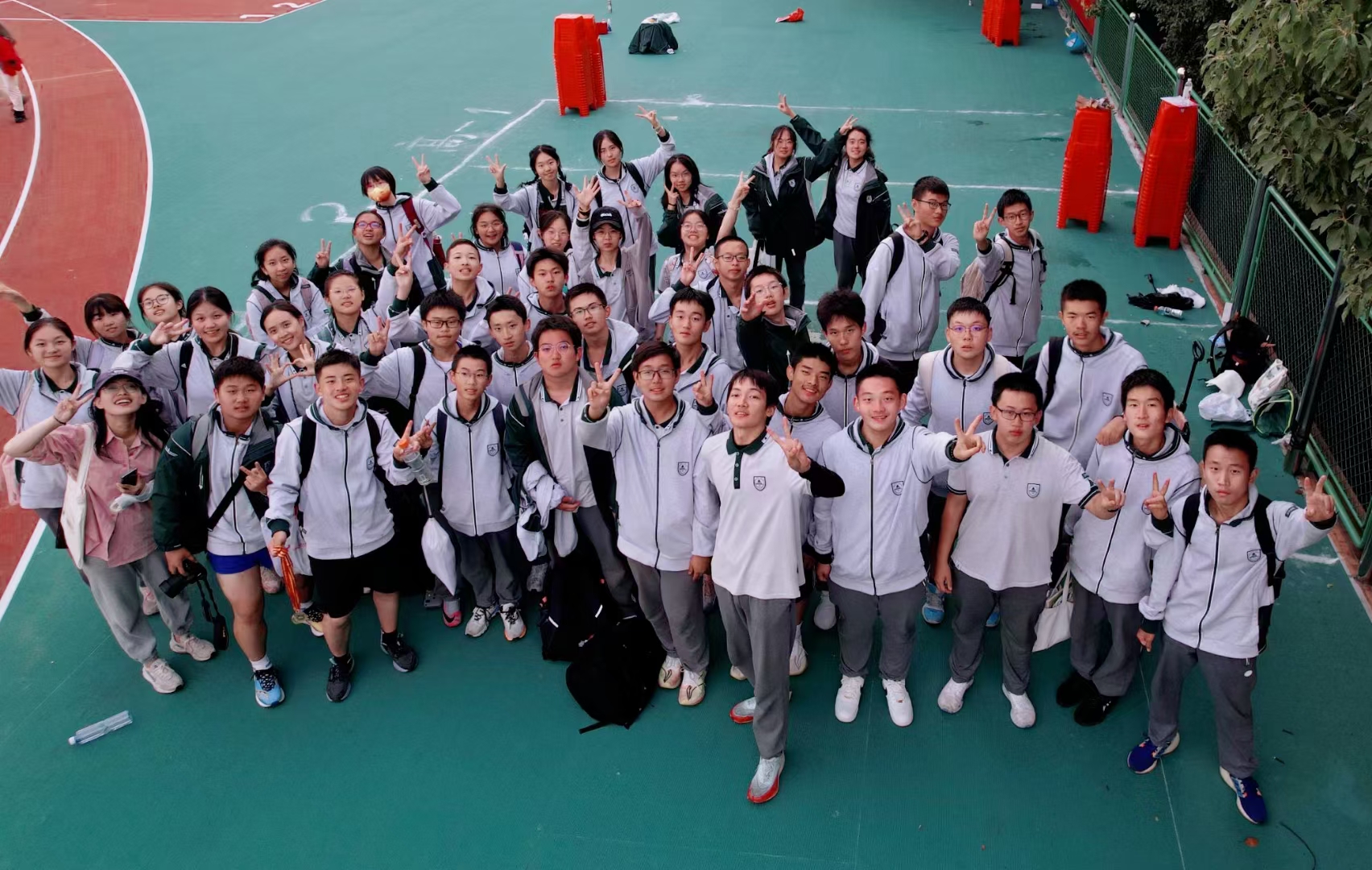 图片2：班集体合照.jpg