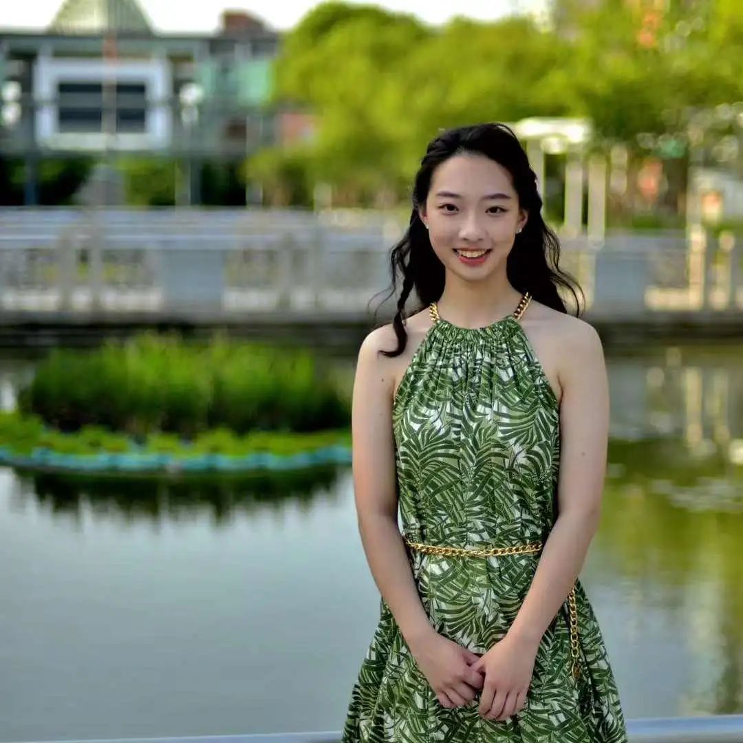 e4d922a7b38be76b681454f6793ee19d.jpg