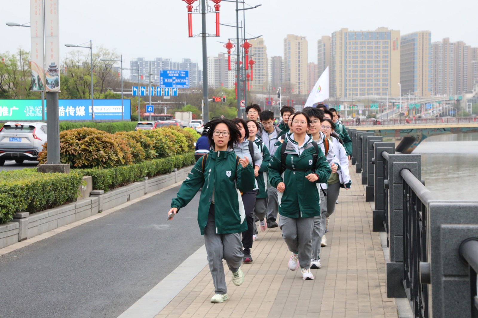 1744008471183976.jpg 1744008471183976.jpg