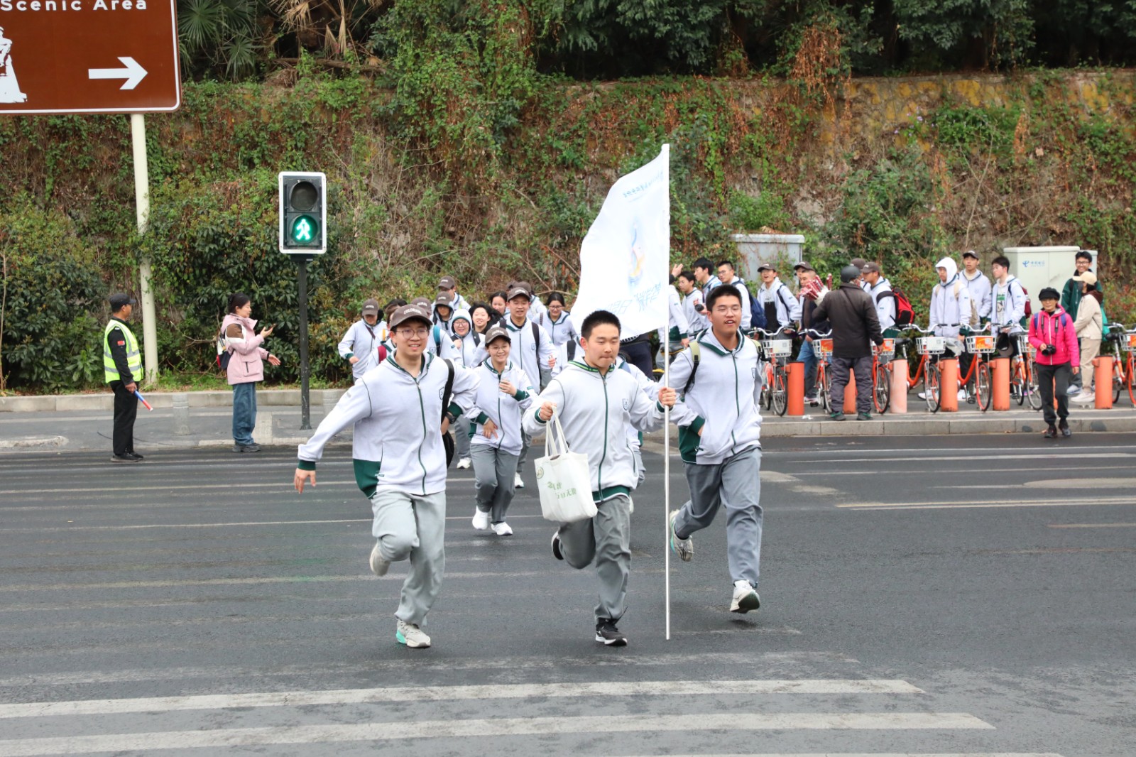 1744008471207723.jpg 1744008471207723.jpg