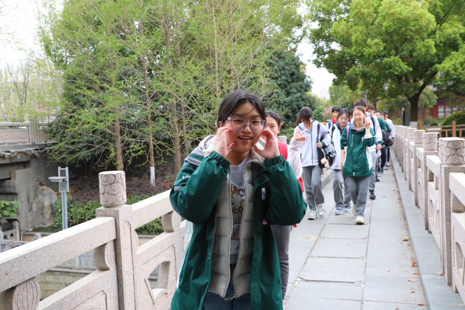 1744008472596890.jpg 1744008472596890.jpg