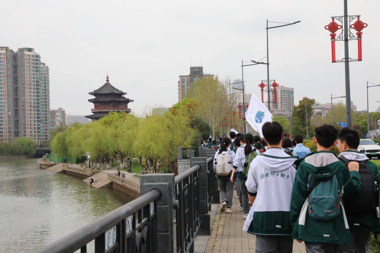 1744008472968563.jpg 1744008472968563.jpg