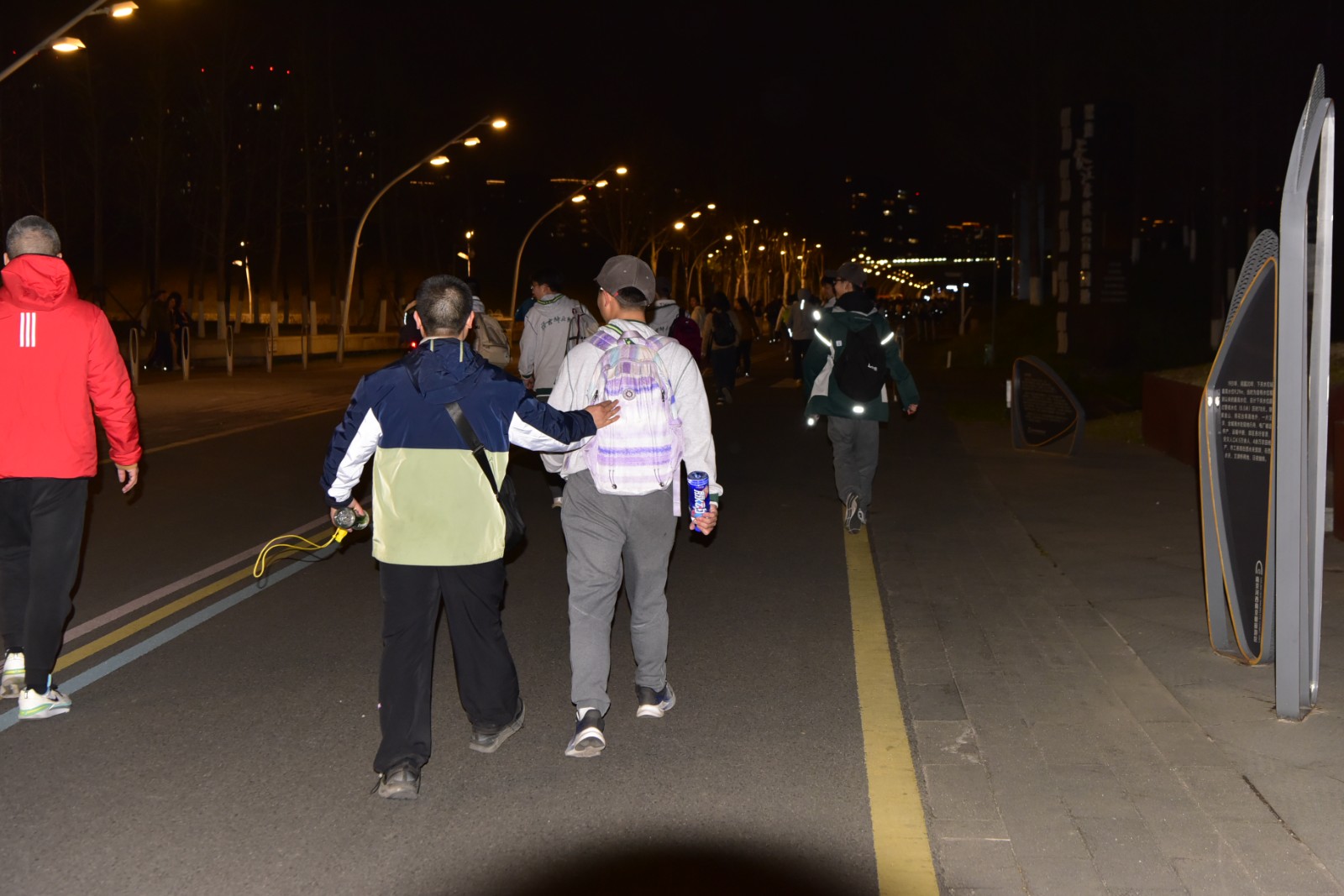 1744008692256525.jpg 1744008692256525.jpg