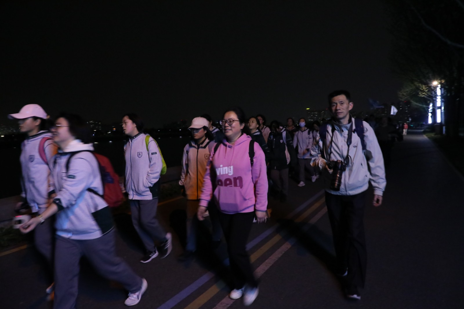 1744008693194941.jpg 1744008693194941.jpg