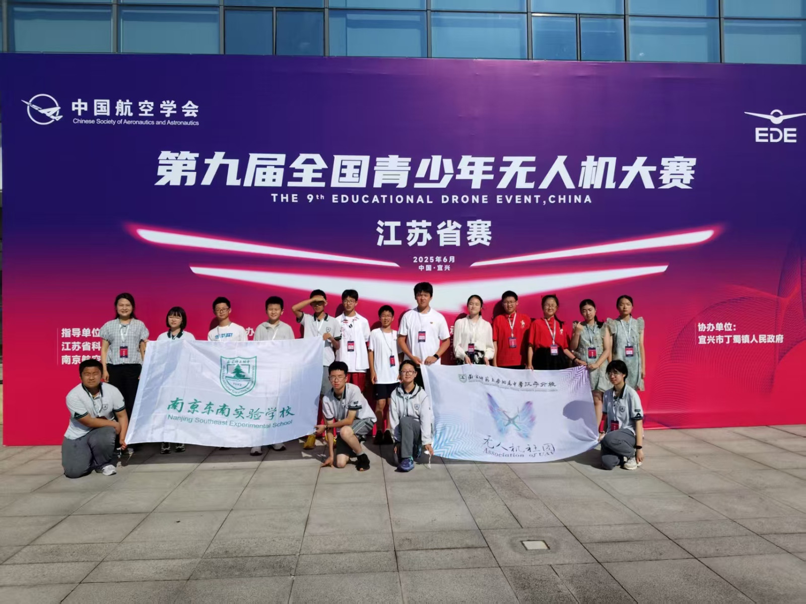 1758159211111602.jpg 1758159211111602.jpg