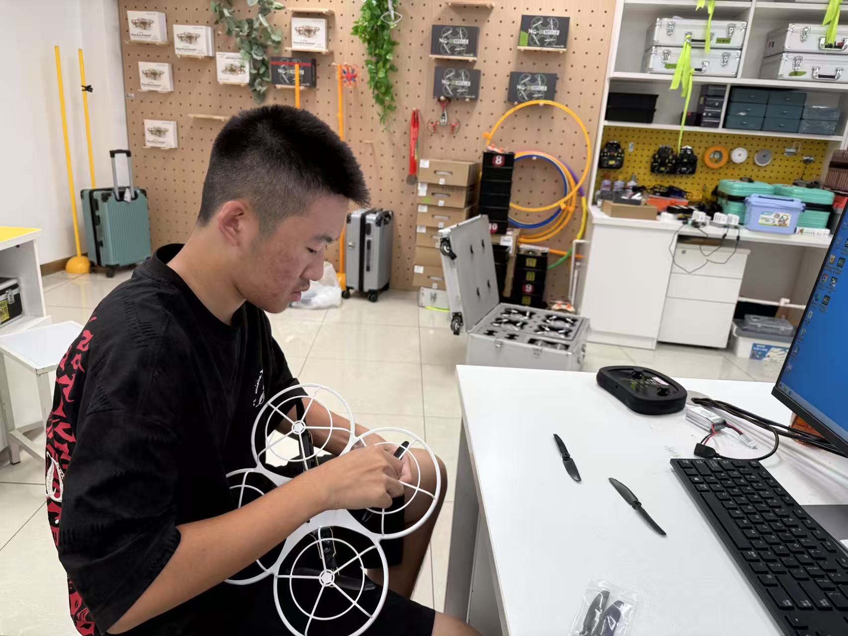 1758159505466602.jpg 1758159505466602.jpg