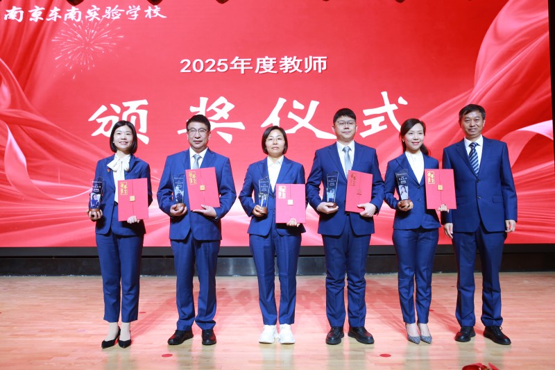 1772697571900338.jpg 7N2B0208.jpg