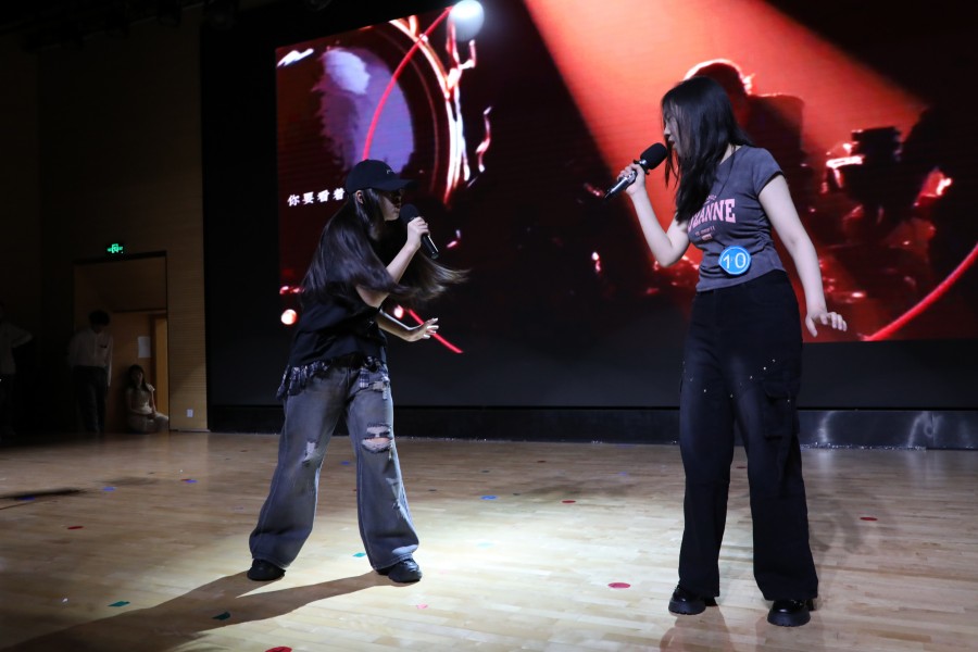 12.高一中英1班 李丹雯 & 王思哲.jpg
